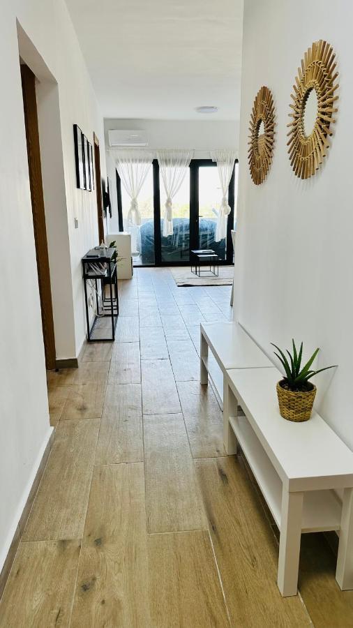 F4 - Chic - Piscine - Salle Fitness Dakar Bagian luar foto